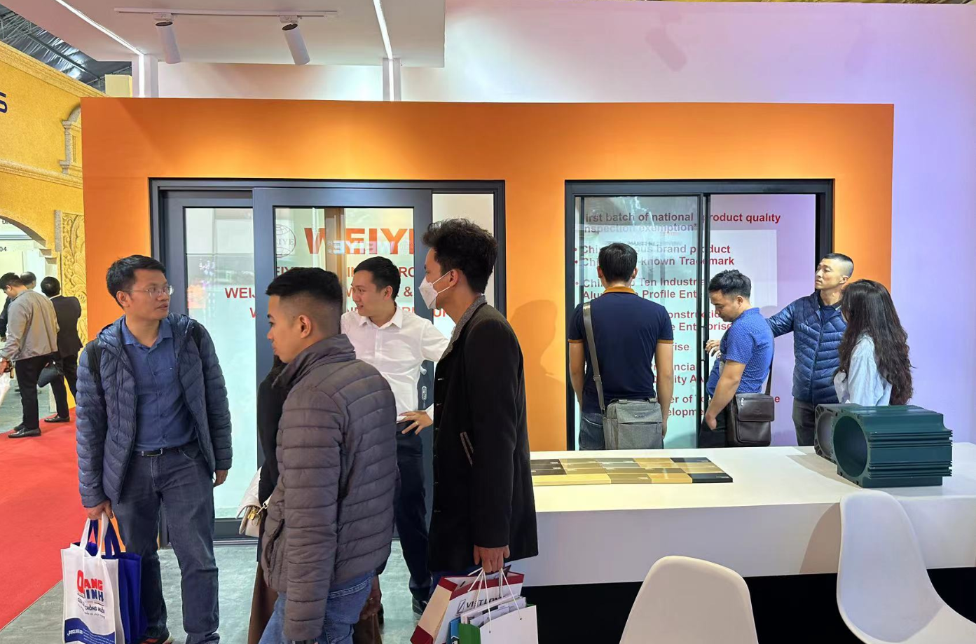 东南亚双展“狂飙”，，，，，，，新宝GG铝材亮相越南、菲律宾建材展